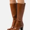 Pier One Leather - Bottes À Talons Hauts - Cognac -Pier One 0fd46fcb2ca24b8aa6cbf963cf96a7f2