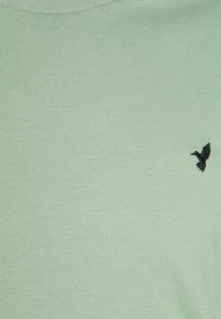 Pier One Birdie - T-Shirt Basique - White/Off-White/Green -Pier One 2a1a410af7cd48c8a33cf2fb7890fb58