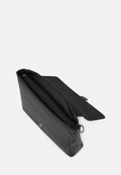 Pier One Mallette - 802 - Black 4 Pier One Mallette - 802 - Black -Pier One 34245e0c16c84a0caa16492be5d4e473