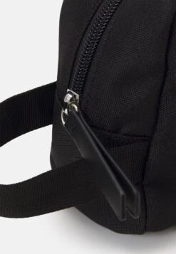 Pier One Trousse De Toilette - Black 5 Pier One Trousse De Toilette - Black -Pier One 3d010853bd374b4f84db8b0a35a8b289