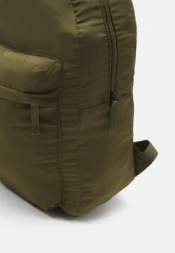 Pier One Travel Compact Backpack Foldable Unisex - Sac À Dos - Khaki 6 Pier One Travel Compact Backpack Foldable Unisex - Sac À Dos - Khaki -Pier One 4826ecaf1d37448cb8371124bf6b826a