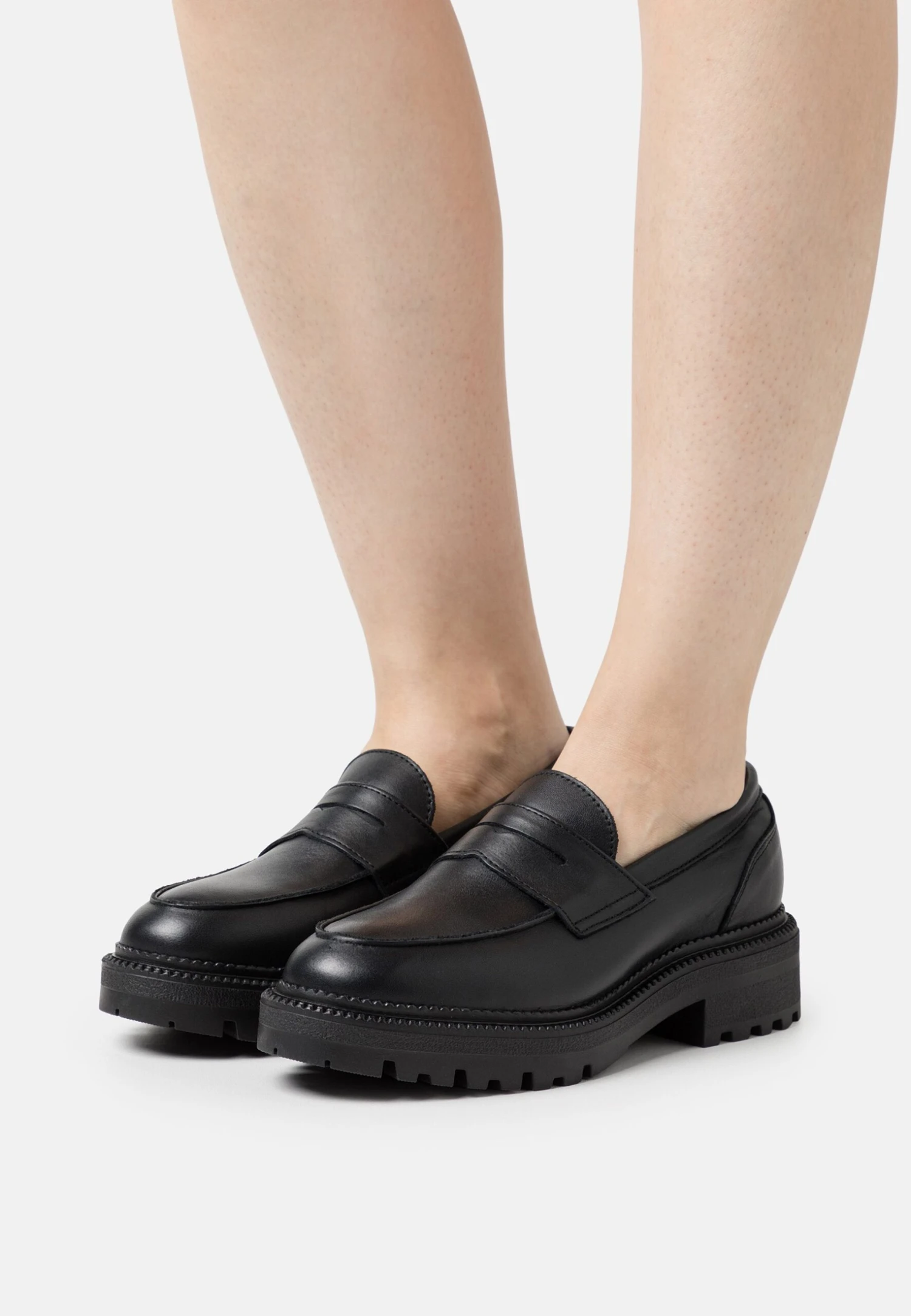 Leather - Mocassins - Black Pier One Leather - Mocassins - Black -Pier One 5f1c8cbb76034236bdabca274b274149 scaled