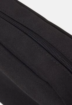 Pier One Trousse De Toilette - Black 6 Pier One Trousse De Toilette - Black -Pier One 6b8bd890dcad4cf6adb25ca1146f7127