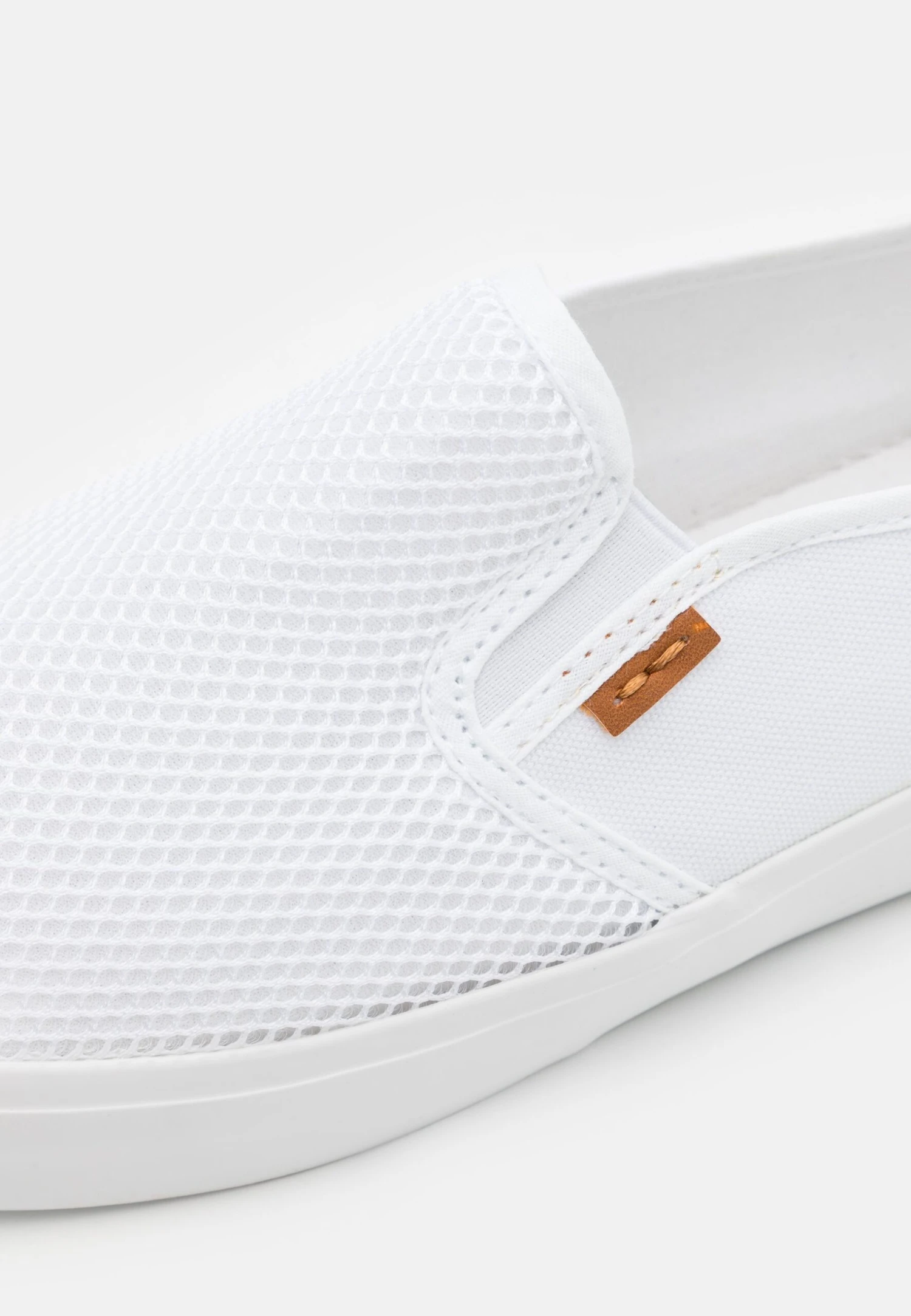 Unisex - Mocassins - White Pier One Unisex - Mocassins - White -Pier One 7af3f76c7d3048f7ace815eb38fb78e9 scaled