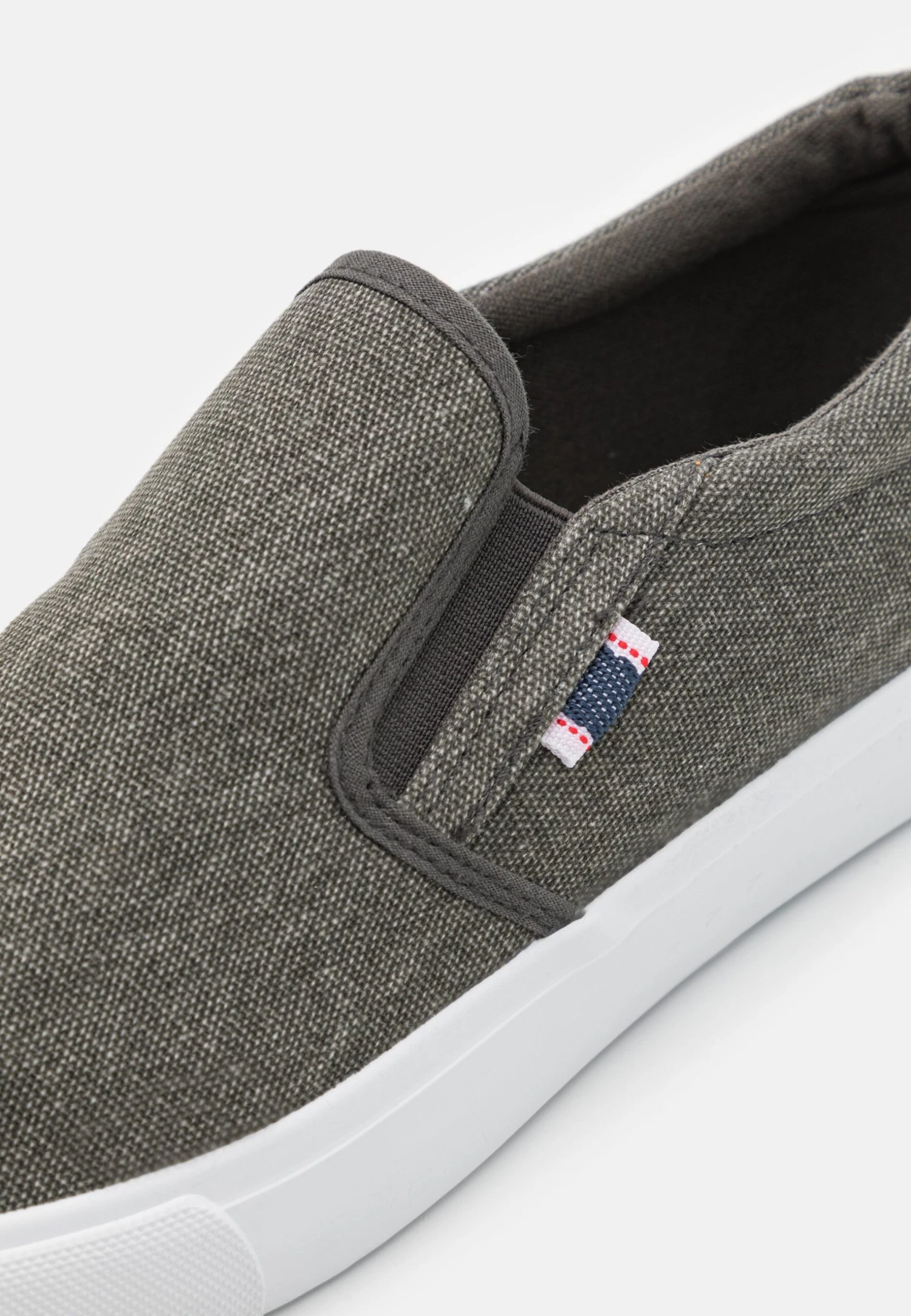 Unisex - Baskets Basses - Grey Pier One Unisex - Baskets Basses - Grey -Pier One 8a4965b673914b6e847d91199f0f296d scaled