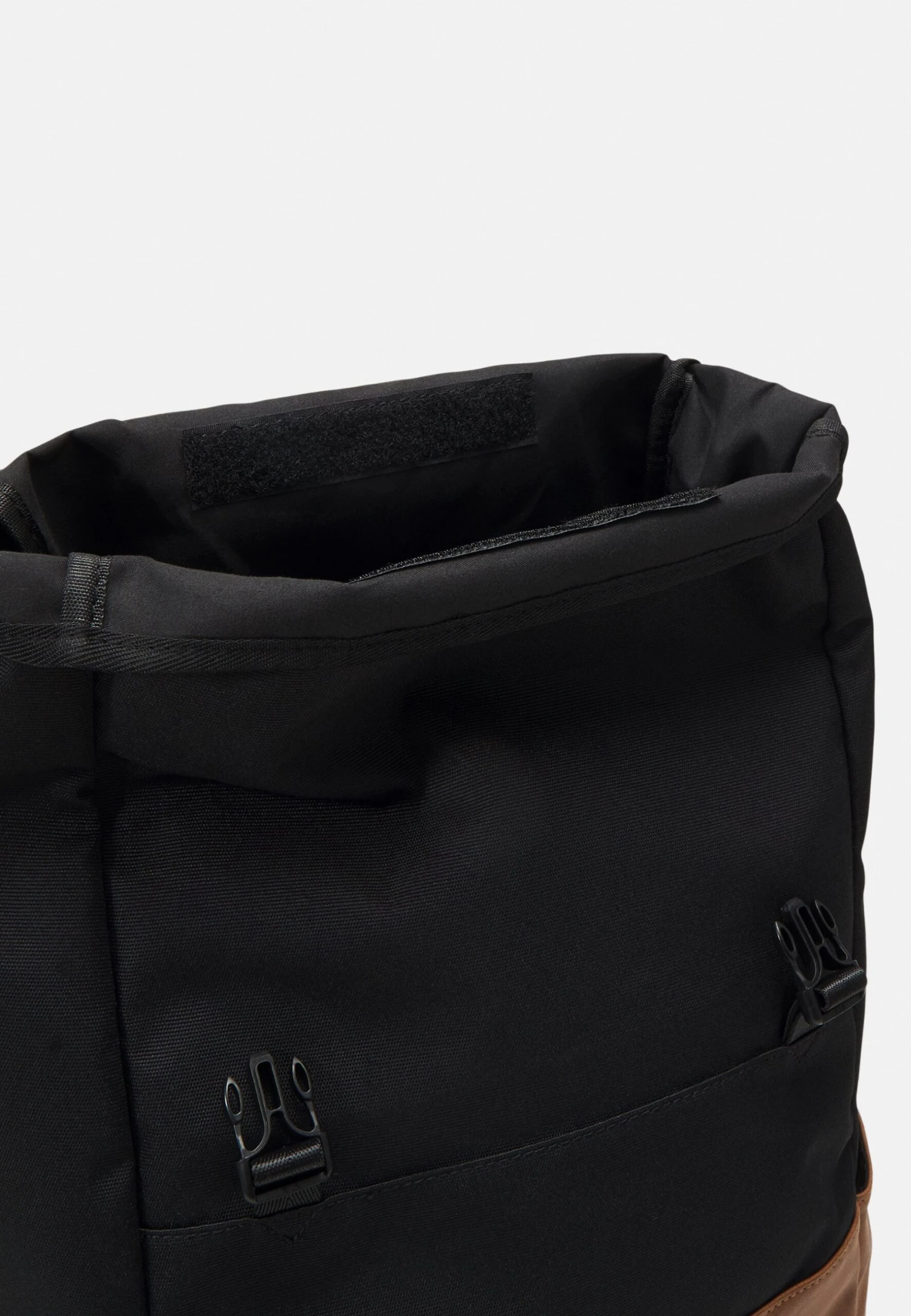 Unisex - Sac À Dos - Brown/Black Pier One Unisex - Sac À Dos - Brown/Black -Pier One d5e63421c18540a39f5866f77c89ea7a scaled