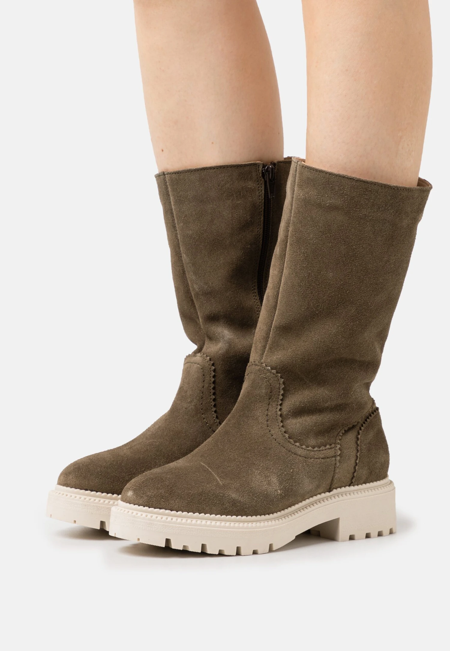 Leather Winter Boot - Bottes - Khaki Pier One Leather Winter Boot - Bottes - Khaki -Pier One f1e1084164b44c56bf7ad90acb69a5a2 scaled
